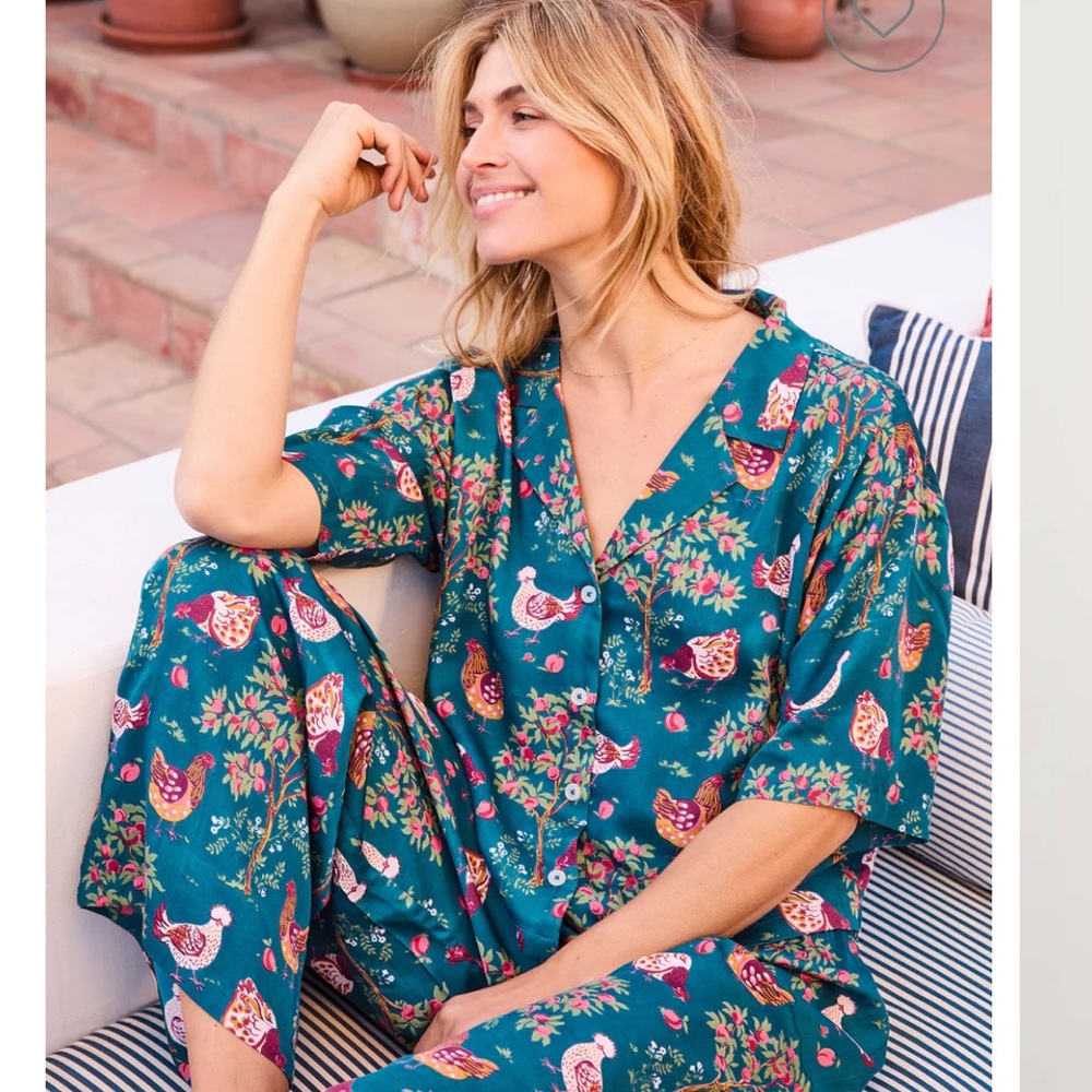 NWOT Printfresh Eco Satin Wildest Dreams Set - Hen House Size M